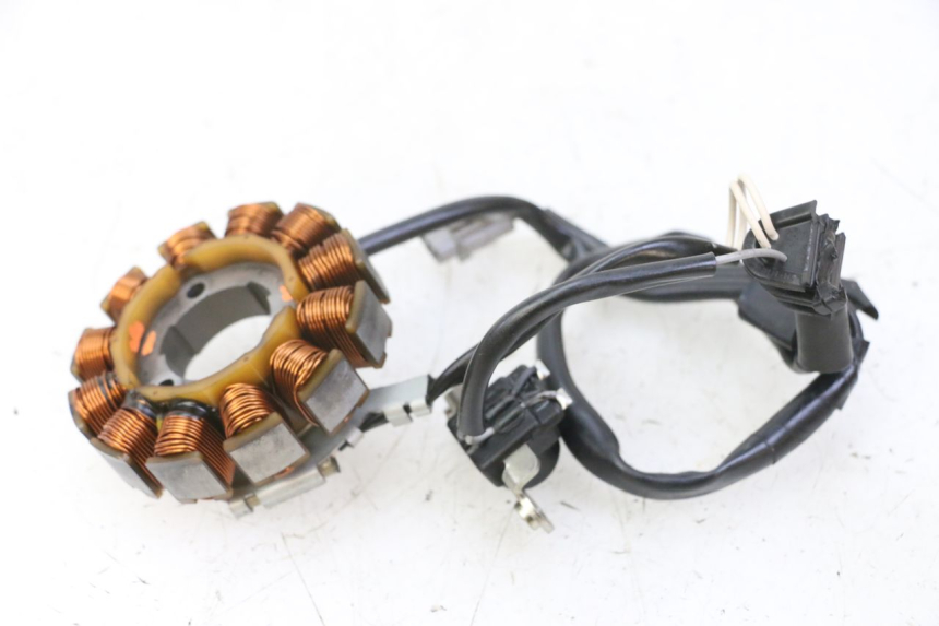 photo de STATOR YAMAHA YZ-F YZF 250 (2014 - 2018) - Estado de la superficie y material