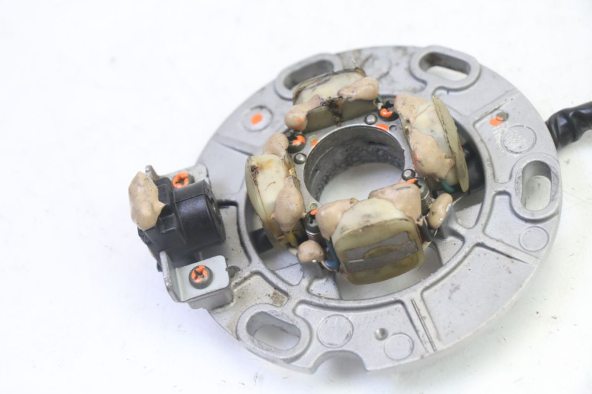 photo de STATOR YAMAHA YZ 125 (1998 - 2005) - Detalle de la pieza
