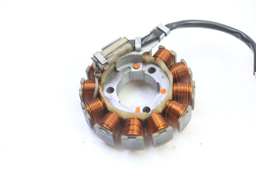photo de STATOR YAMAHA YZF YZ-F 450 (2014 - 2016) - Detalle de la pieza