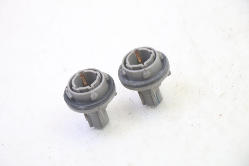 photo de SOPORTE DE BOMBILLA SUZUKI BURGMAN 125 (2007 - 2014) - Vista principal