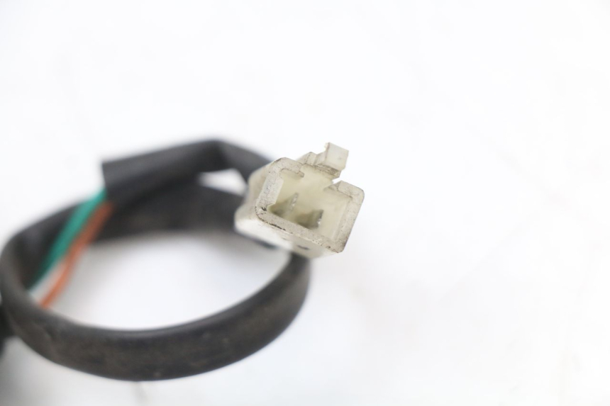 photo de SOPORTE DE BOMBILLA PEUGEOT KISBEE 4T 50 (2018 - 2022) - Estado de la superficie y material