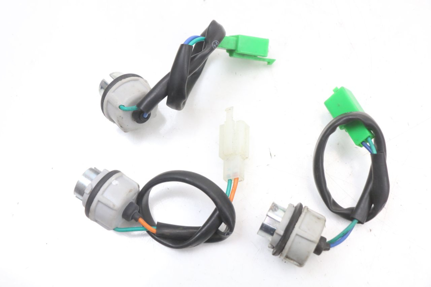 photo de SOPORTE DE BOMBILLA PEUGEOT KISBEE 4T 50 (2018 - 2022) - Zoom estado de uso