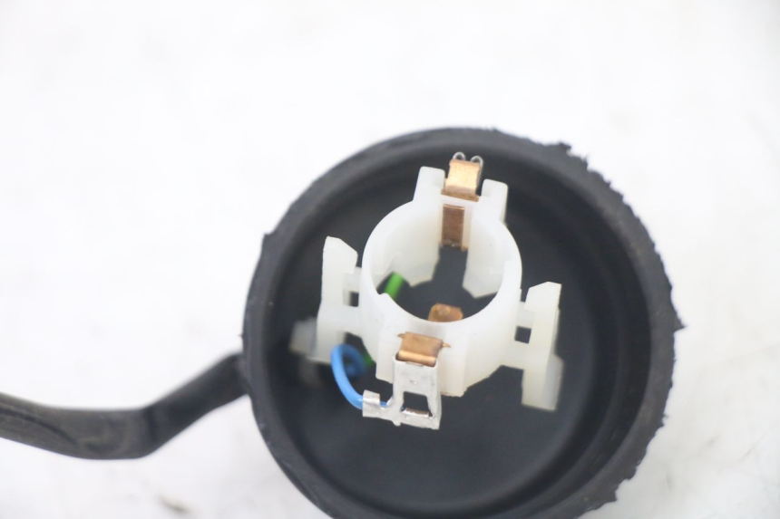 photo de PORTALAMPARAS PEUGEOT SATELIS COMPRESSOR K15 125 (2006 - 2009) - Detalles de los puntos de fijación