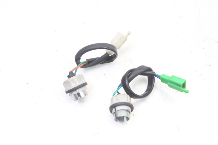 photo de PORTALAMPARAS PEUGEOT STREETZONE I 2T 50 (2018 - 2020) - Zoom estado de uso