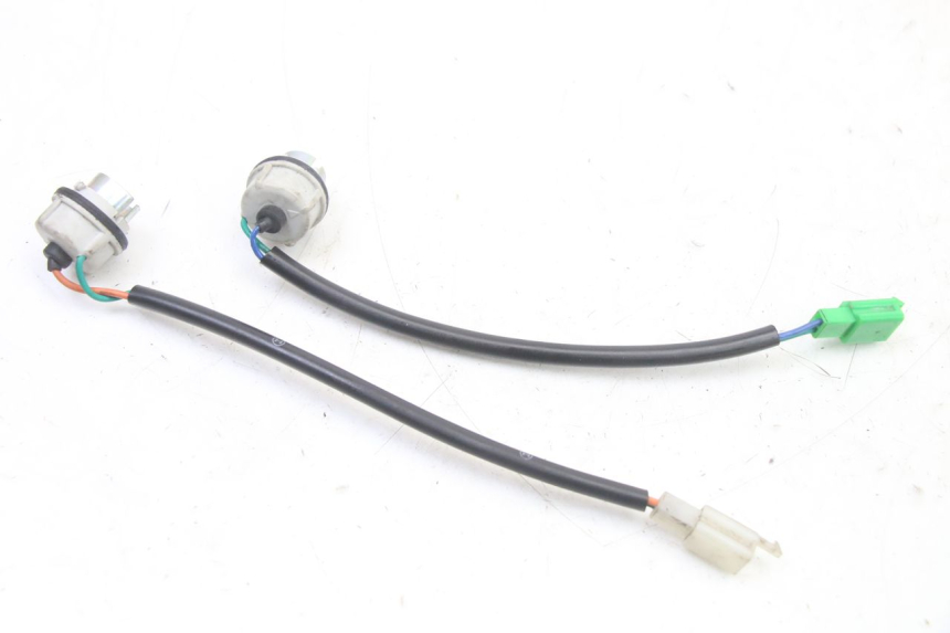 photo de PORTALAMPARAS PEUGEOT STREETZONE I 2T 50 (2018 - 2020) - Otra perspectiva