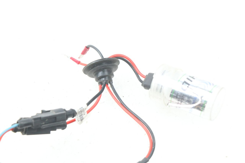 photo de PORTALAMPARAS DAELIM S2 125 (2006 - 2007) - Detalles de los puntos de fijación