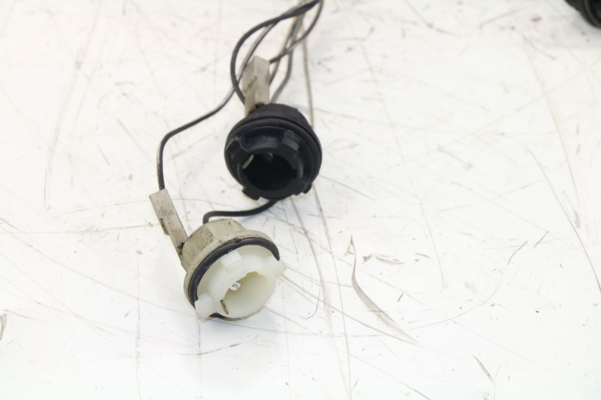 photo de PORTALAMPARAS SUZUKI UH BURGMAN 125 (2002 - 2006) - Primer plano técnico