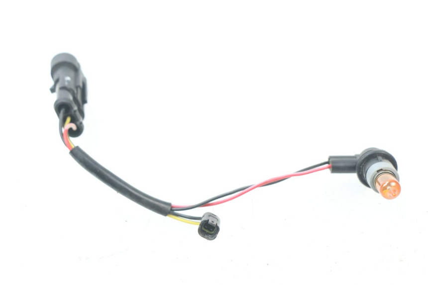 photo de PORTALAMPARAS PIAGGIO VESPA GTS IE ABS 300 (2016 - 2018) - Otra perspectiva