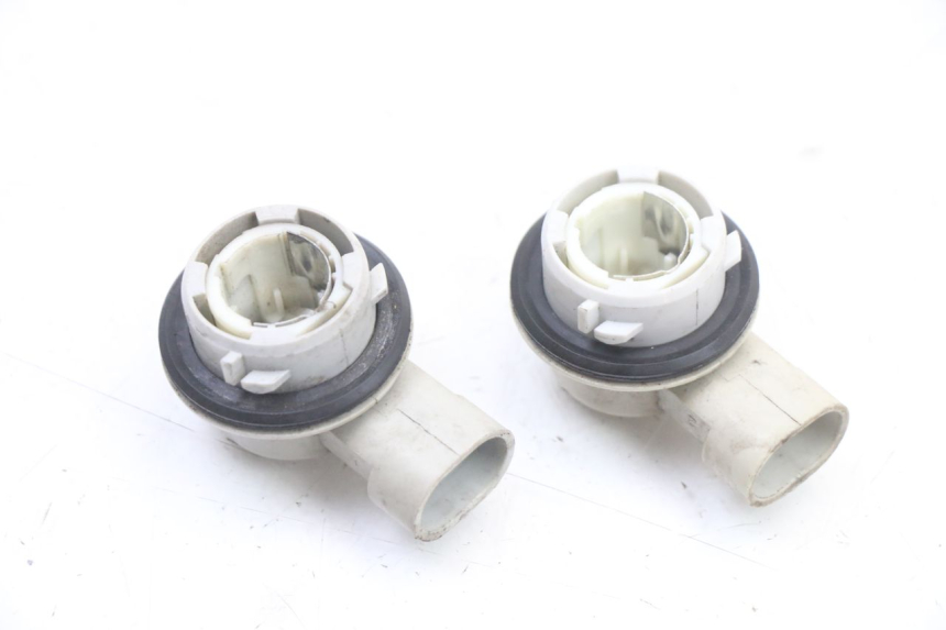 photo de PORTALAMPARAS YAMAHA X-MAX XMAX ABS 250 (2010 - 2012) - Detalle de la pieza
