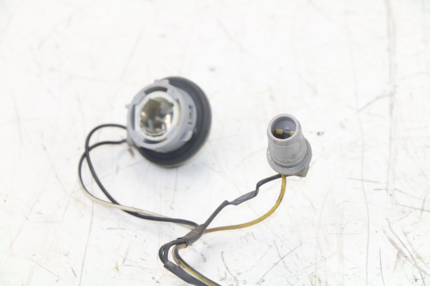 photo de PORTALAMPARAS PIAGGIO XEVO - X EVO 125 (2007 - 2017) - Detalles de los puntos de fijación