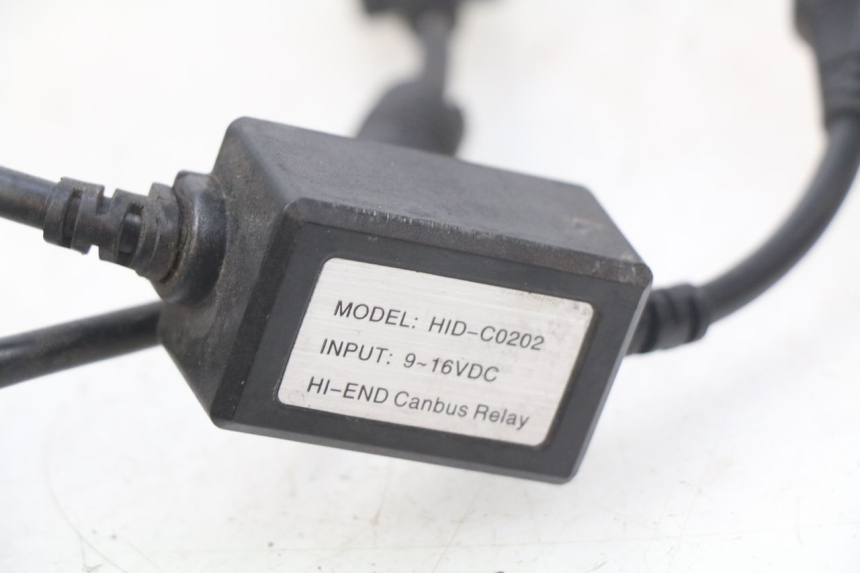 photo de PORTALAMPARAS YAMAHA XP T-MAX TMAX ABS 530 (2012 - 2015) - Detalles de los puntos de fijación