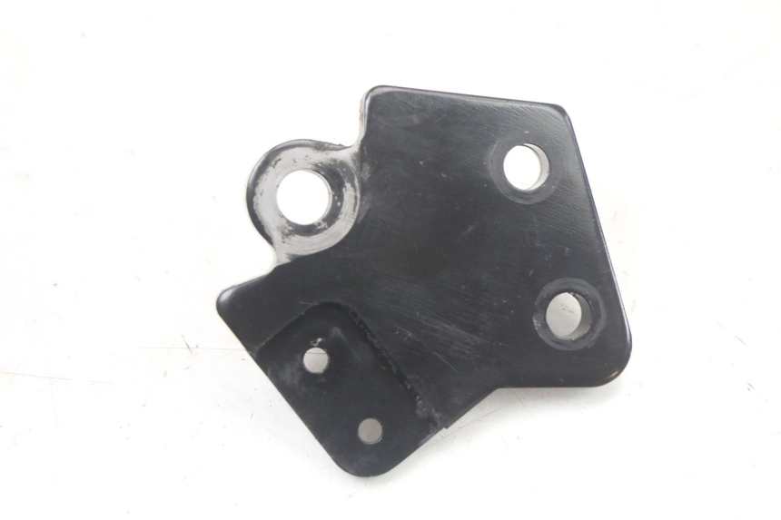 photo de MONTAJE CABALLETE HUSQVARNA SVARTPILEN 401 (2018 - 2023) - Otra perspectiva