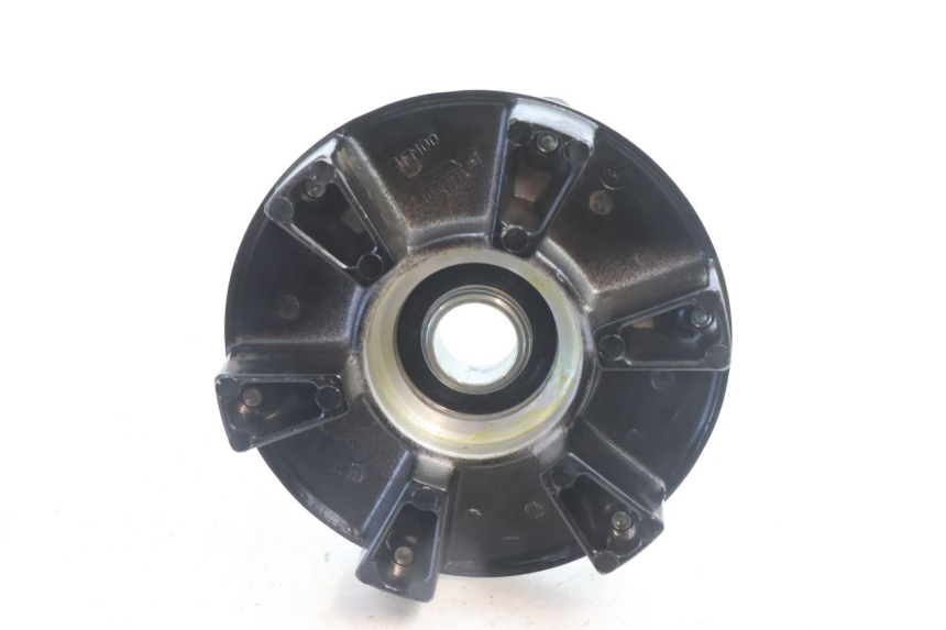 photo de CORONA SOPORTE YAMAHA FZ8 800 (2010 - 2016) - Primer plano técnico
