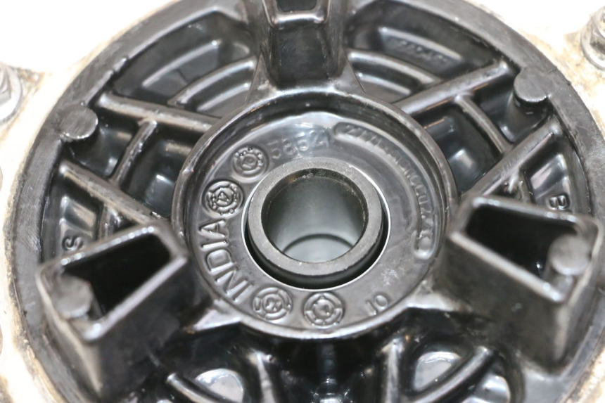 photo de CORONA SOPORTE BMW G310 R 310 (2016 - 2020) - Detalle de la pieza