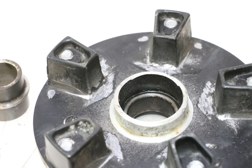 photo de CORONA SOPORTE SUZUKI GSR 600 (2005 - 2012) - Zoom estado de uso