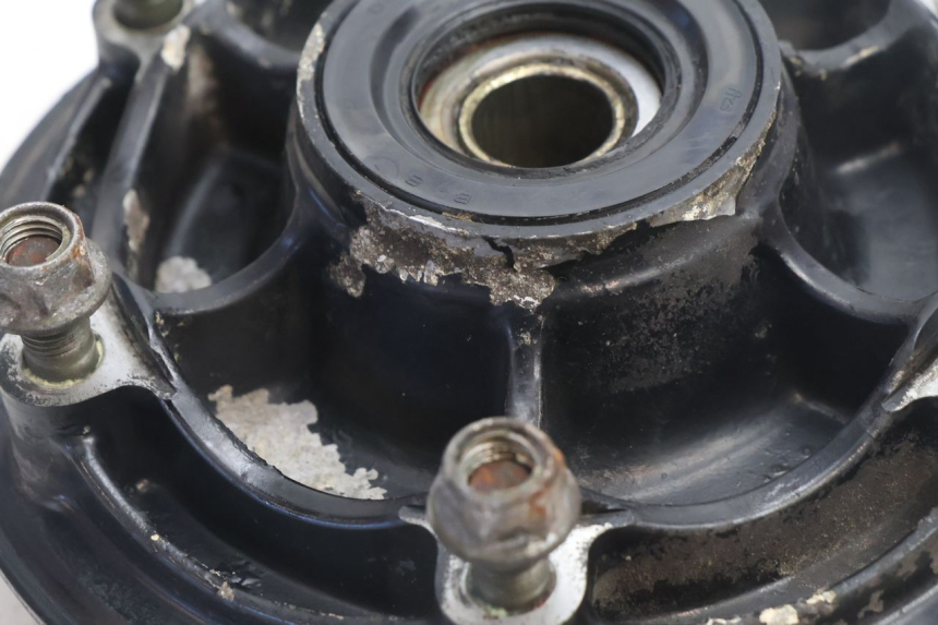 photo de CORONA SOPORTE YAMAHA XJR 1300 (1998 - 2002) - Detalles de los puntos de fijación