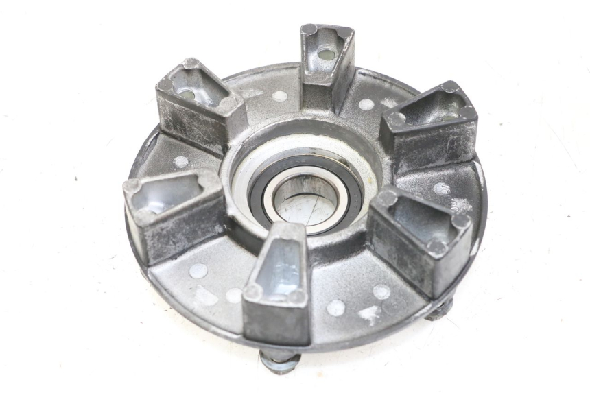 photo de CORONA SOPORTE YAMAHA FZS FAZER 600 (2001 - 2003) - Primer plano técnico