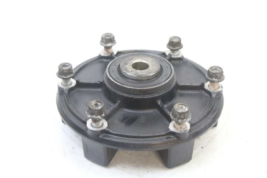 photo de CORONA SOPORTE YAMAHA XJ6 600 (2008 - 2016) - Primer plano técnico