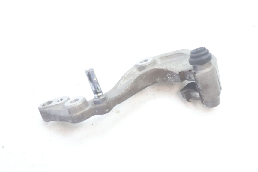 photo de SOPORTE PINZA TRASERO BMW C SPORT 650 (2015 - 2021) - Zoom estado de uso