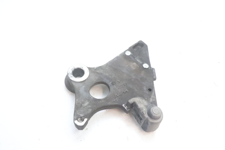 photo de SOPORTE PINZA TRASERO HONDA CB F HORNET 600 (2005 - 2006) - Otra perspectiva