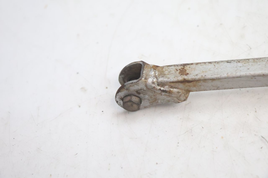 photo de SOPORTE PINZA TRASERO SUZUKI DR S 600 (1985 - 1989) - Detalle de la pieza
