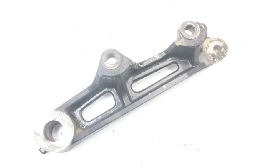 photo de SOPORTE PINZA DE FRENO TRASERO YAMAHA FJ 3CX 1200 (1986 - 1996) - Primer plano técnico