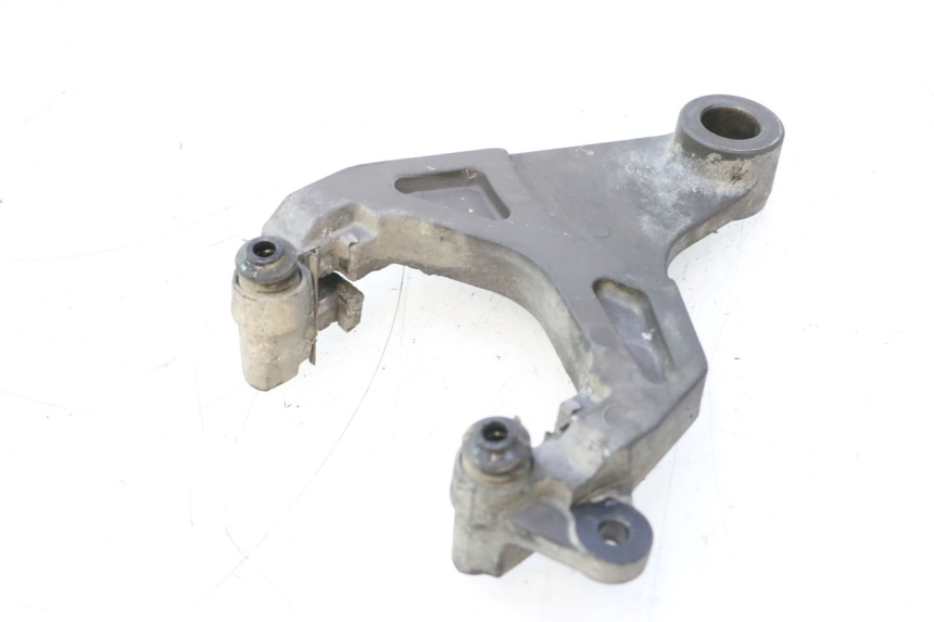 photo de SOPORTE PINZA TRASERO YAMAHA FJR 1300 (2001 - 2005) - Primer plano técnico
