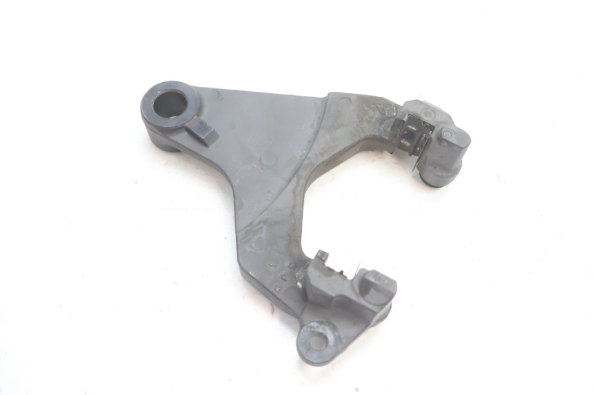 photo de SOPORTE PINZA TRASERO YAMAHA FJR 1300 (2001 - 2005) - Otra perspectiva