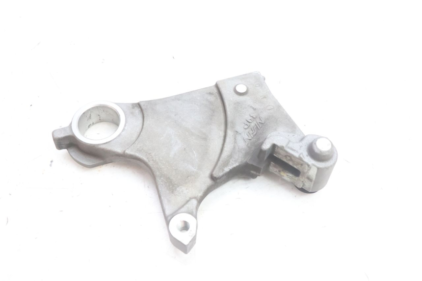 photo de SOPORTE PINZA TRASERO YAMAHA FZ8 800 (2010 - 2016) - Otra perspectiva