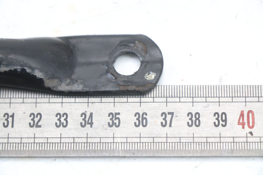 photo de SOPORTE PINZA TRASERO HYOSUNG GF 125 (2001 - 2005) - Otra perspectiva