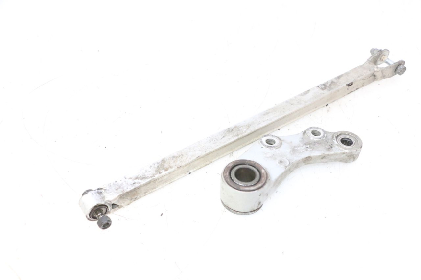 photo de SOPORTE PINZA TRASERO KAWASAKI GPX F ZX750F 750 (1986 - 1990) - Otra perspectiva