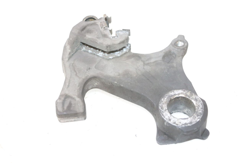 photo de SOPORTE PINZA TRASERO SUZUKI GSR 600 (2005 - 2012) - Zoom estado de uso