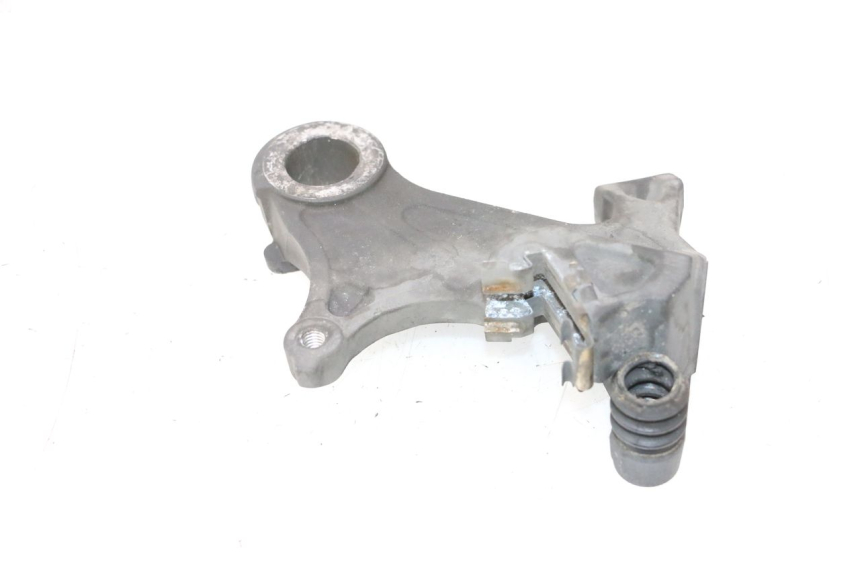 photo de SOPORTE PINZA TRASERO SUZUKI GSR 600 (2005 - 2012) - Otra perspectiva