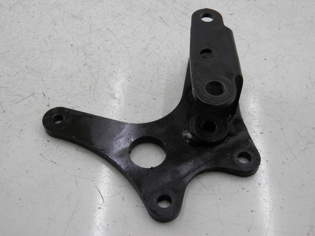 photo de SOPORTE PINZA TRASERO PIAGGIO MP3 RL 125 (2006 - 2014) - Detalle de la pieza