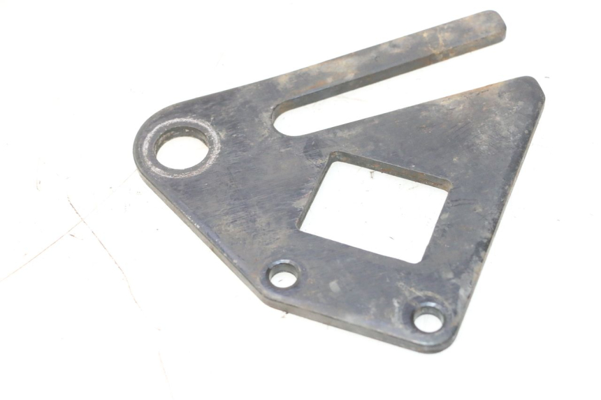 photo de SOPORTE PINZA DE FRENO TRASERO YAMASAKI ROADSTER 50 (2013 - 2018) - Zoom estado de uso