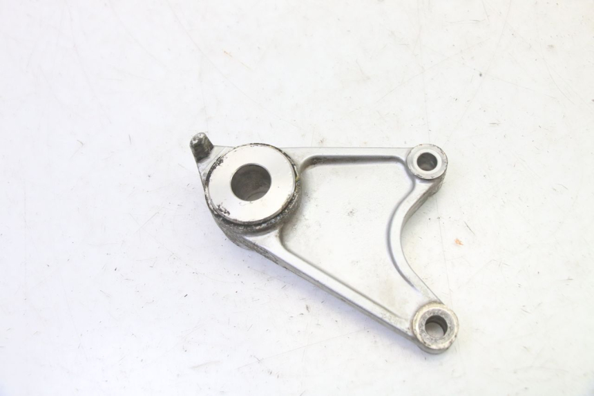 photo de SOPORTE PINZA TRASERO TRIUMPH SPRINT 900 (1995 - 1998) - Detalle de la pieza