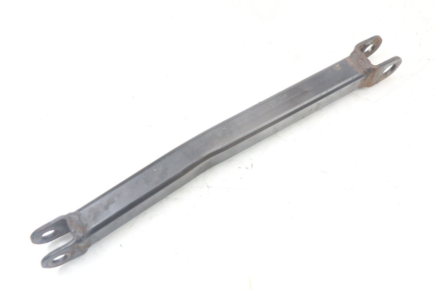 photo de SOPORTE PINZA TRASERO SUZUKI GS F 500 (2004 - 2007) - Primer plano técnico