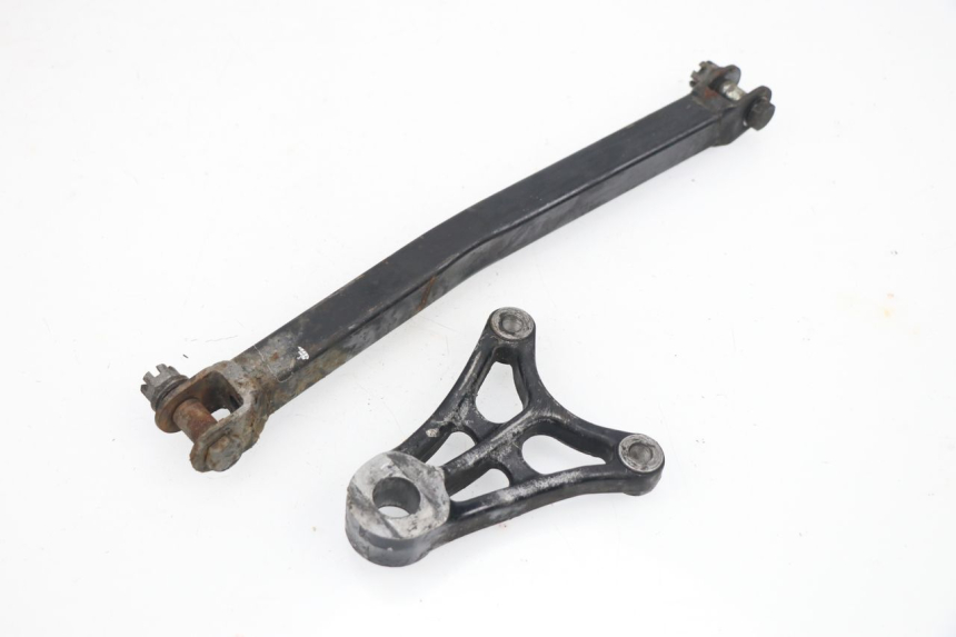 photo de SOPORTE PINZA TRASERO SUZUKI GSXF GSX F 600 (1988 - 1997) - Detalle de la pieza