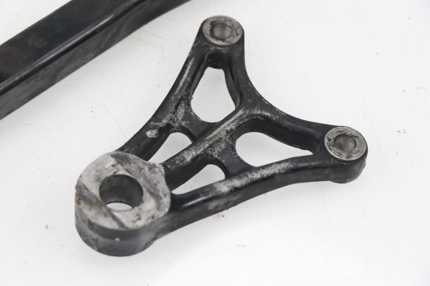 photo de SOPORTE PINZA TRASERO SUZUKI GSXF GSX F 600 (1988 - 1997) - Otra perspectiva