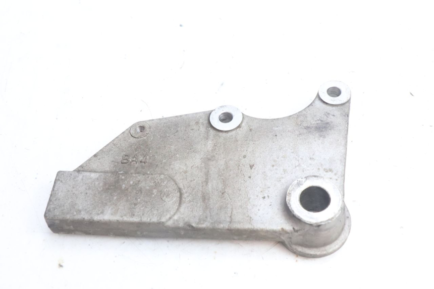 photo de SOPORTE PINZA TRASERO DAELIM VJ ROADWIN 125 (2004 - 2007) - Otra perspectiva