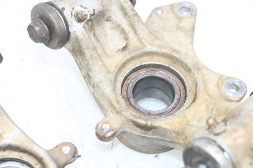 photo de SOPORTE PINZA TRASERO YAMAHA YFM GRIZZLY 550 (2008 - 2015) - Detalle de la pieza