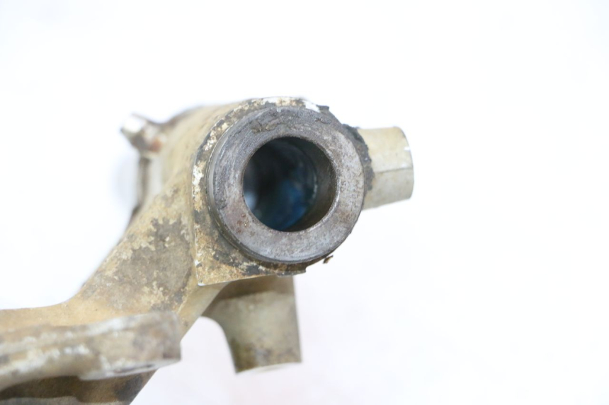 photo de SOPORTE PINZA TRASERO YAMAHA YFM GRIZZLY 550 (2008 - 2015) - Primer plano de alta resolución