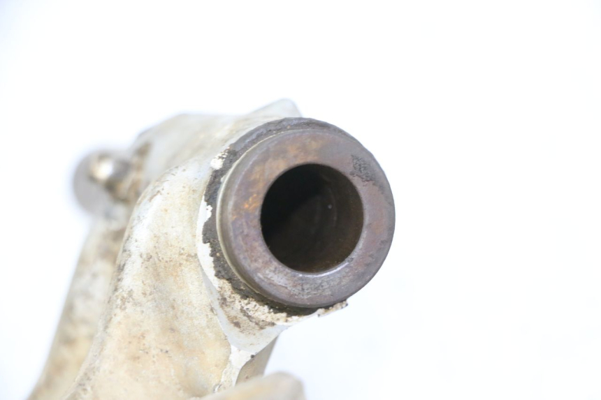 photo de SOPORTE PINZA TRASERO YAMAHA YFM GRIZZLY 550 (2008 - 2015) - Enfoque en la estructura