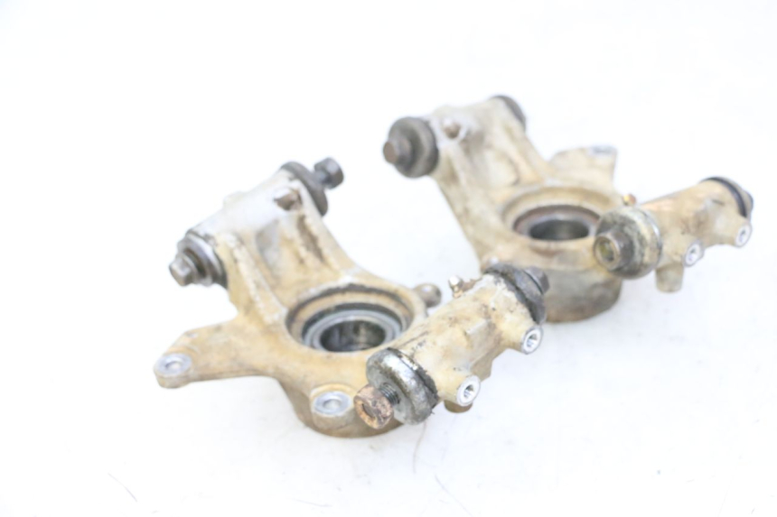 photo de SOPORTE PINZA TRASERO YAMAHA YFM GRIZZLY 550 (2008 - 2015) - Estado de la superficie y material