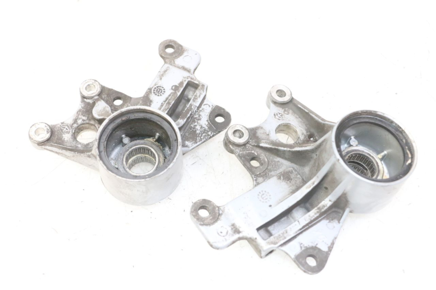 photo de SOPORTE DE PINZA DE FRENOS DELANTERA PIAGGIO MP3 LT 300 (2010 - 2016) - Vista principal