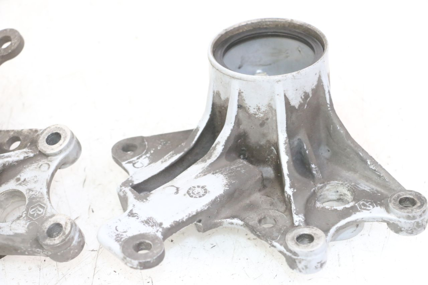 photo de SOPORTE PINZA DELANTERO PIAGGIO MP3 LT 400 (2007 - 2012) - Recambio usado revisado