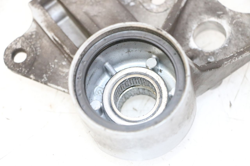 photo de SOPORTE PINZA DELANTERO PIAGGIO MP3 LT 300 (2010 - 2016) - Recambio usado revisado