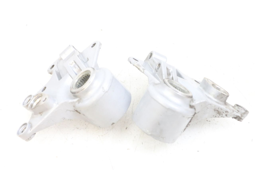 photo de SOPORTE PINZA DELANTERO PIAGGIO MP3 LT 400 (2007 - 2012) - Zoom estado de uso