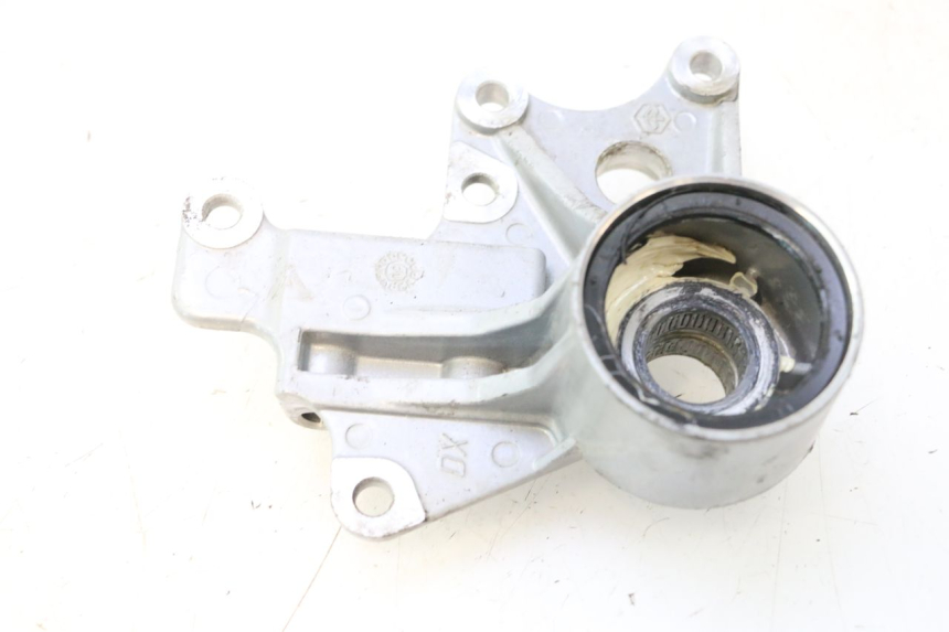 photo de SOPORTE PINZA DELANTERO PIAGGIO MP3 LT 400 (2007 - 2012) - Vista principal