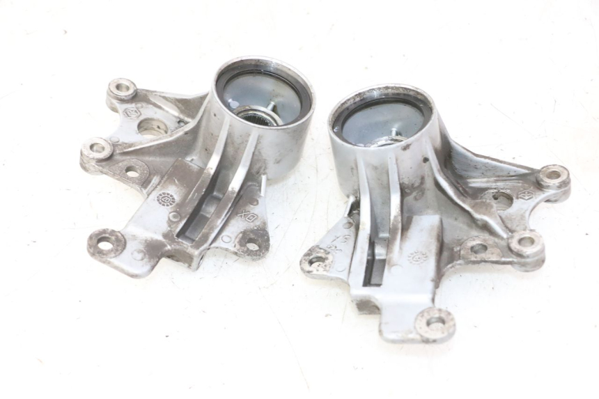 photo de SOPORTE PINZA DELANTERO PIAGGIO MP3 125 (2006 - 2014) - Vista general del producto